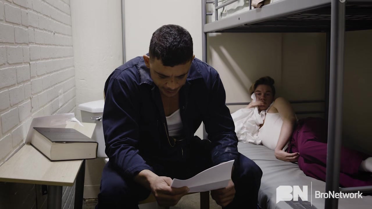 Locked Up - Gay Bareback Video - Masqulin