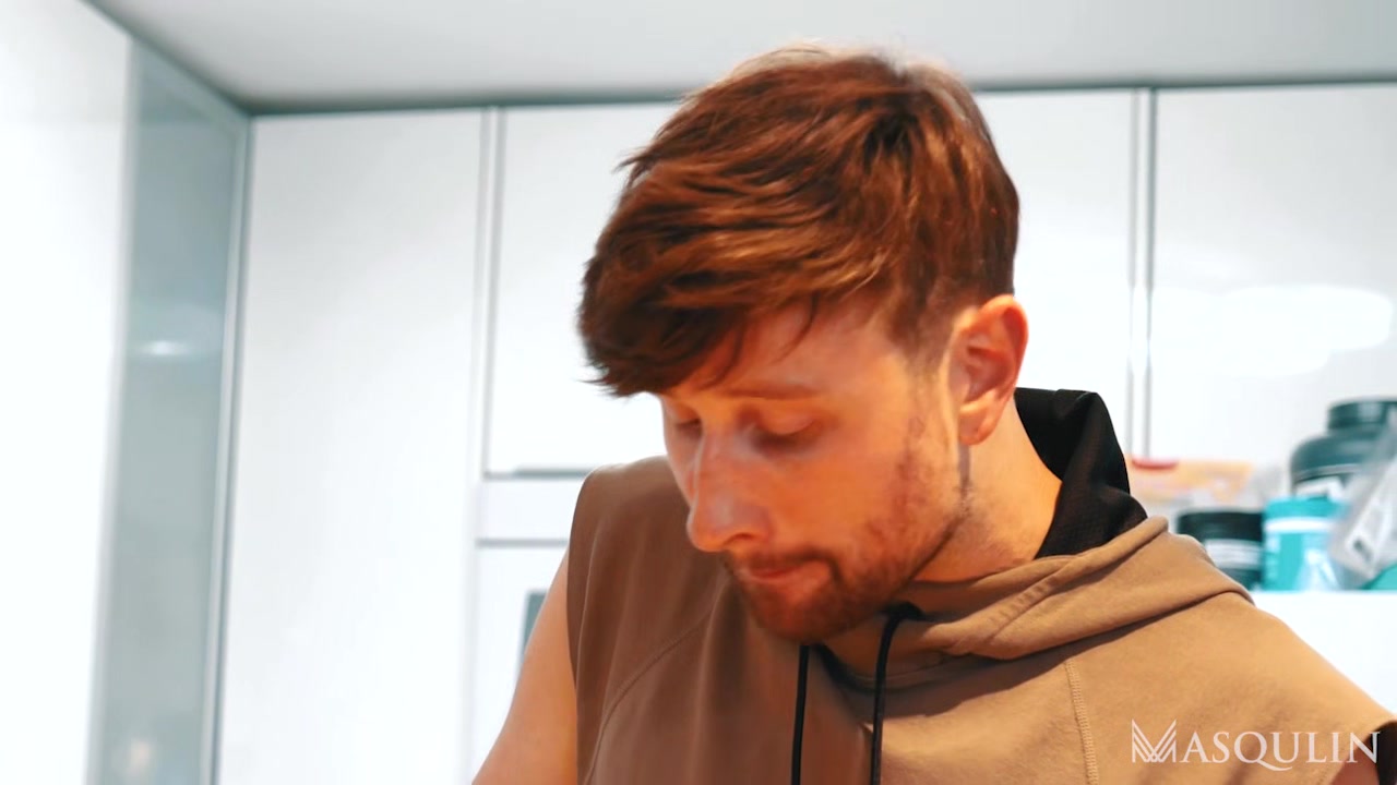 A Meat-Free Diet - Gay Bareback Video - Masqulin