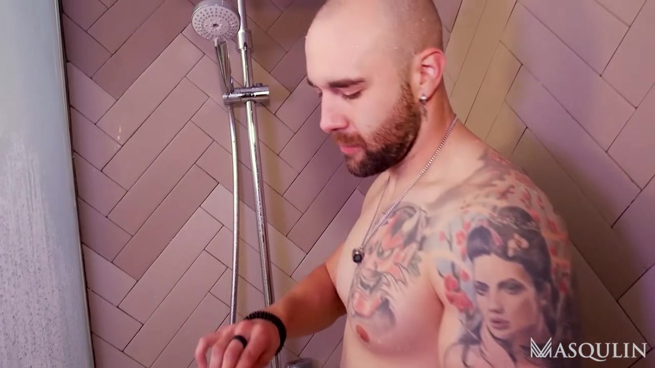 Hot AF. Axel Garcia - Gay Bareback Video - Masqulin