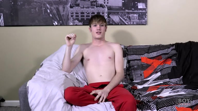Sexy And Sensual Handjob Sesh With Twink Jasper King