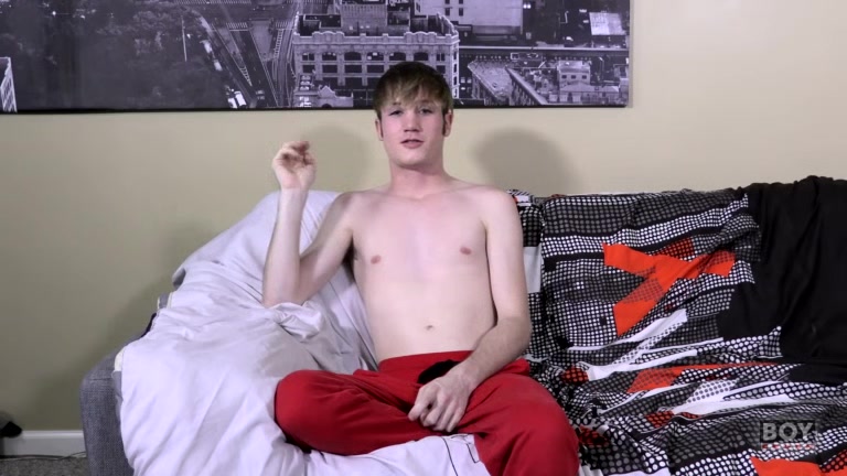 Sexy And Sensual Handjob Sesh With Twink Jasper King