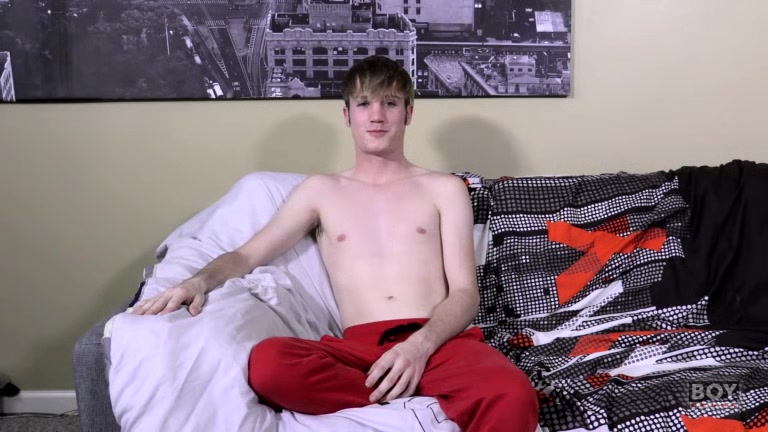 Sexy And Sensual Handjob Sesh With Twink Jasper King