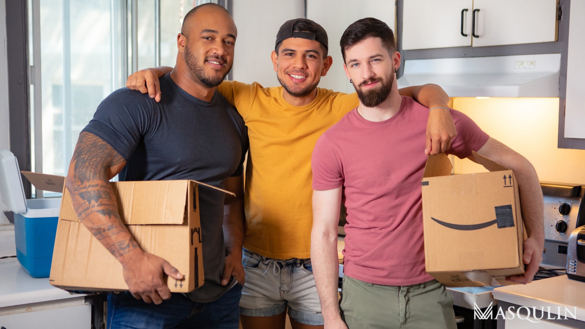 Moving Out - Gay Bareback Video - Masqulin