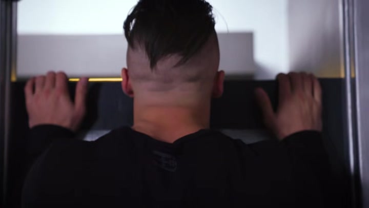 Club Cruising - Gay Bareback Video - Masqulin