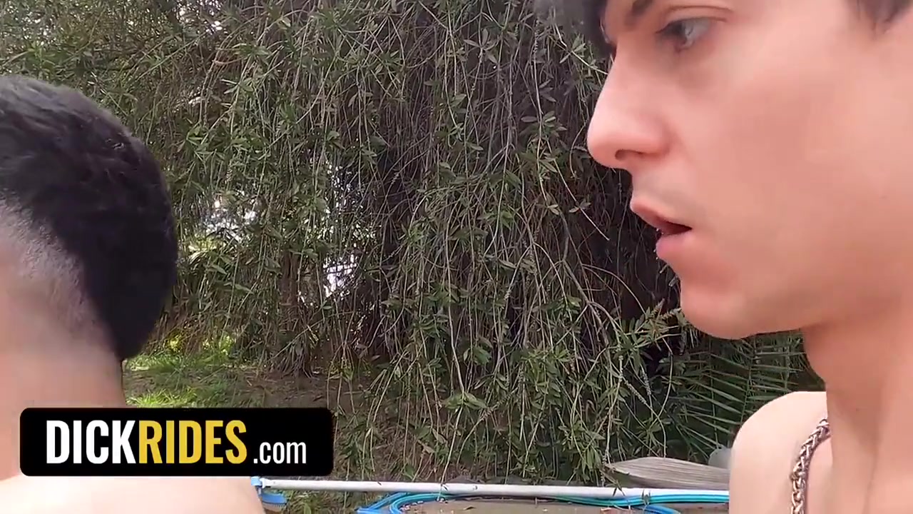 Ride Share Hookup: Horny Twink Picks Up Sexy Passenger And They End Up Fucking Raw