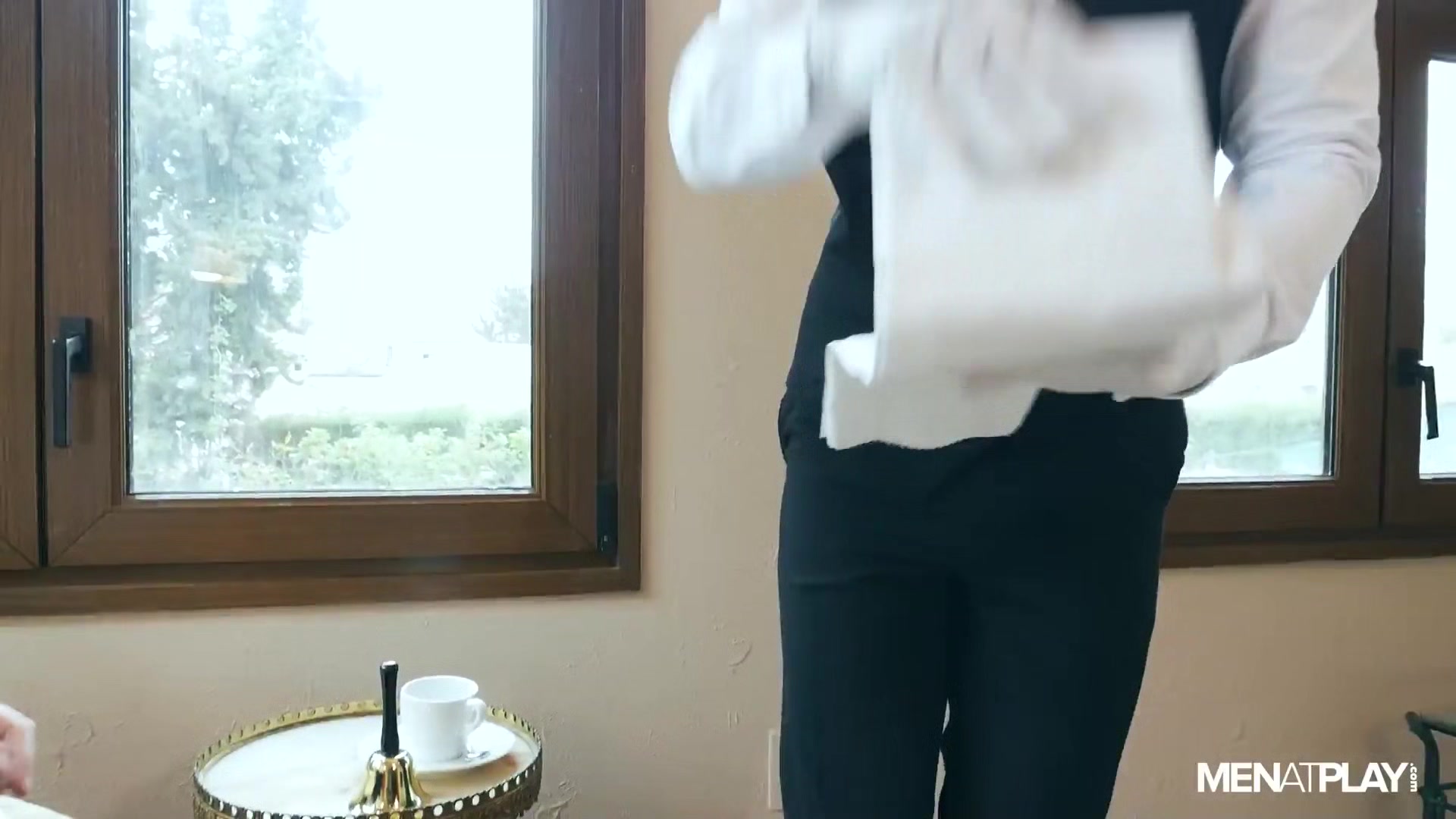 Butler Service 4 - MENatPLAY