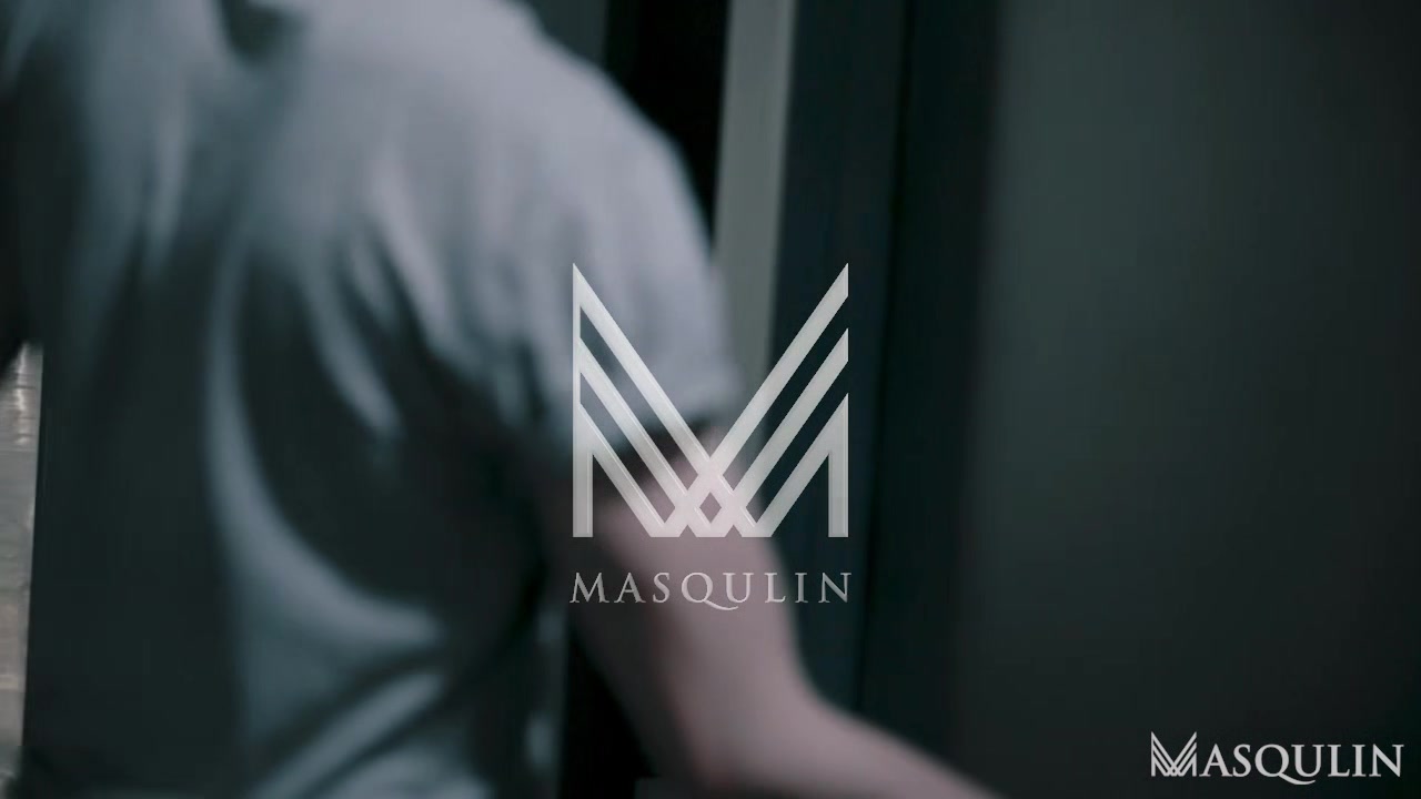 Cruising At The Mall - Gay Bareback Video - Masqulin
