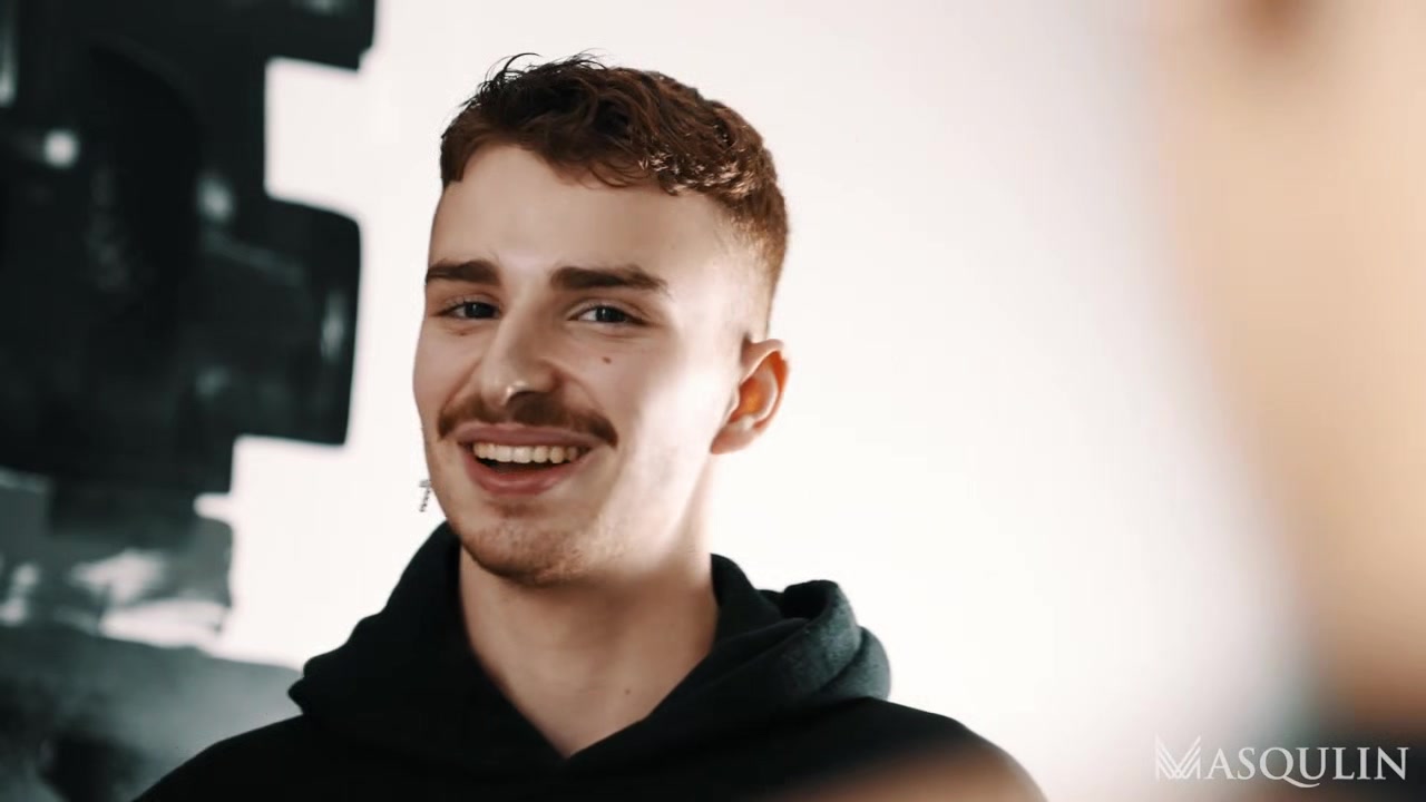 Hoe, Hoe, Hoe! - Gay Bareback Video - Masqulin