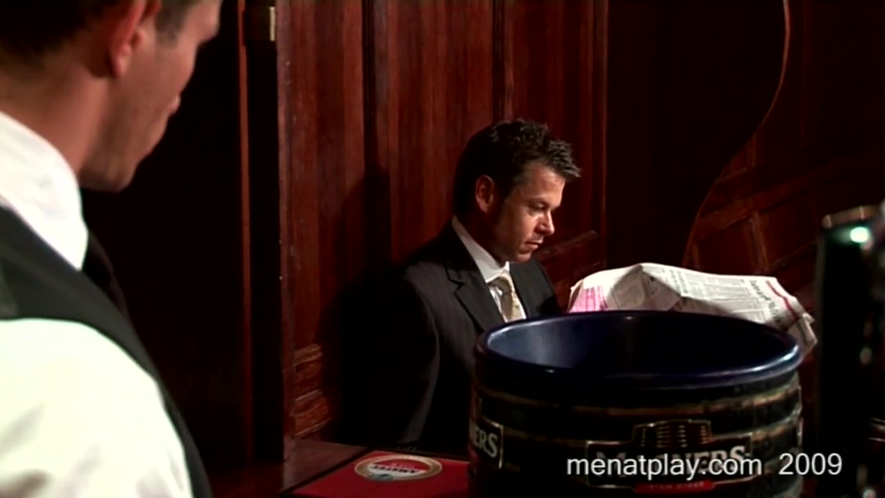 The Barman - MENatPLAY