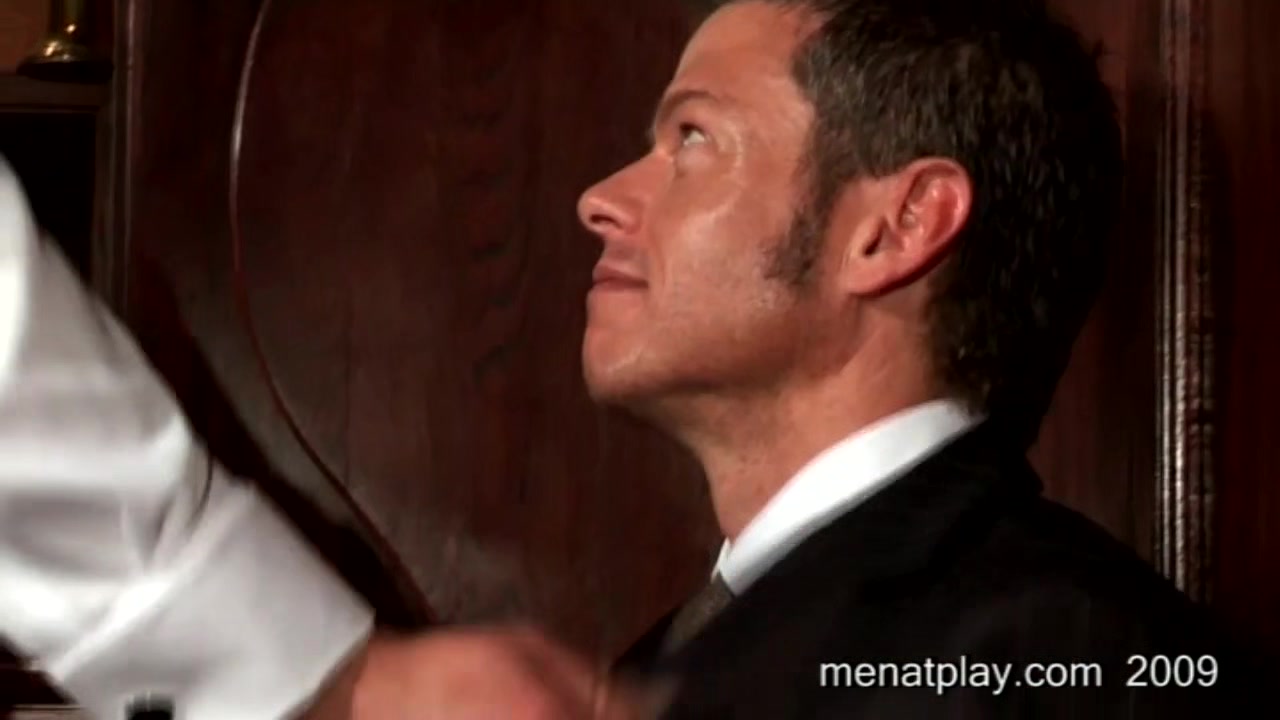 The Barman - MENatPLAY