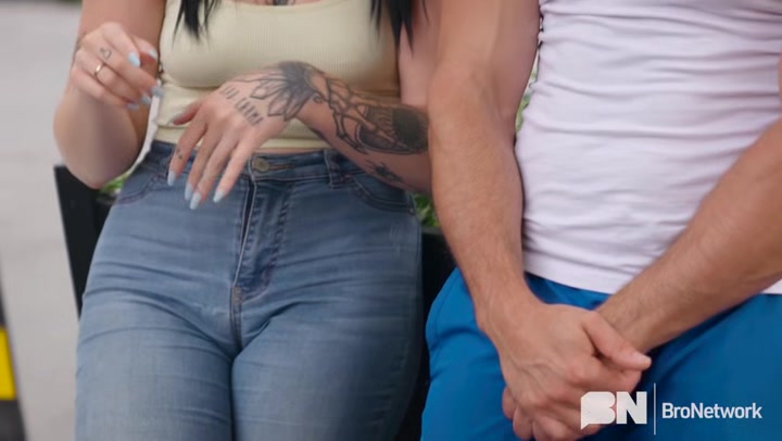 Meet My Bro Friend - Gay Bareback Video - Masqulin