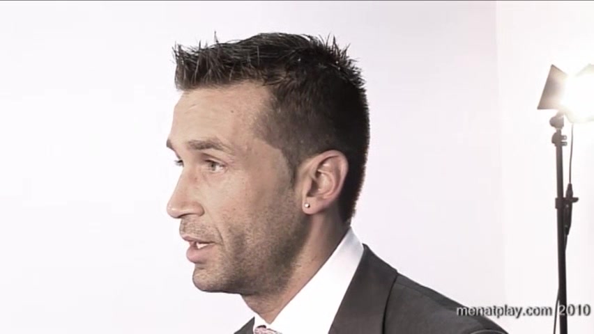 Video Dating: Hugo Martin - MENatPLAY