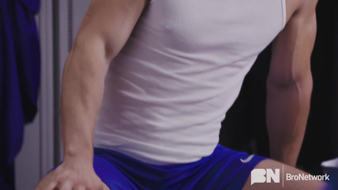 Locker Room Confession - Gay Bareback Video - Masqulin