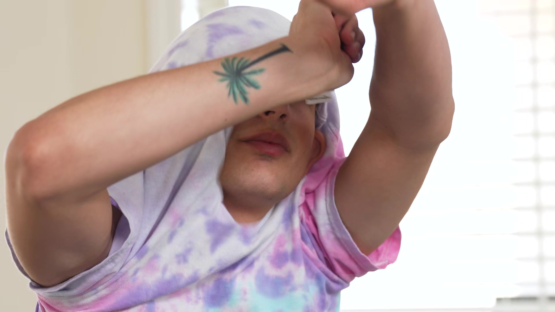 Zayne Chapter 1 - Checking In