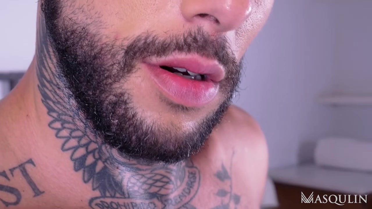 Hot AF: Vikko Vigo - Gay Bareback Video - Masqulin