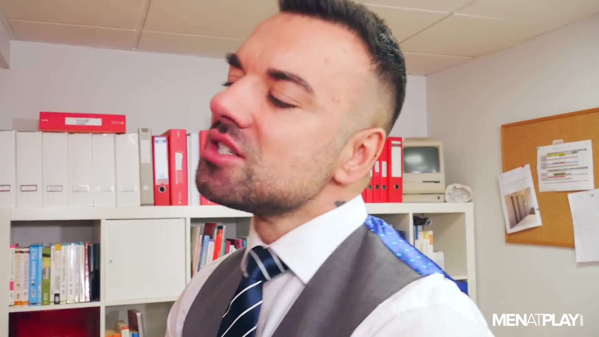 Employee of the Month - MENatPLAY