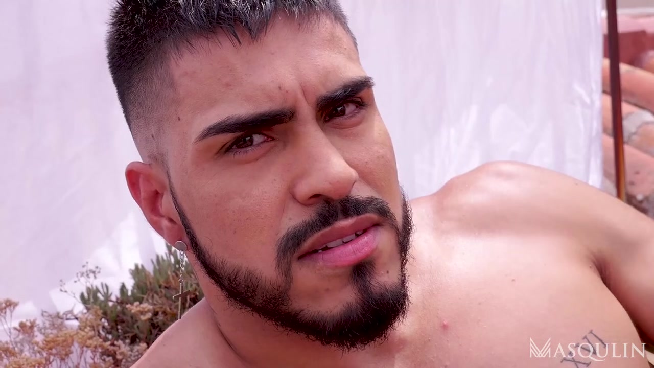 Hot AF: Valentino Sistor - Gay Bareback Video - Masqulin