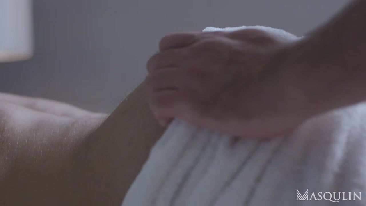 Prostate Play Premiere - Gay Bareback Video - Masqulin