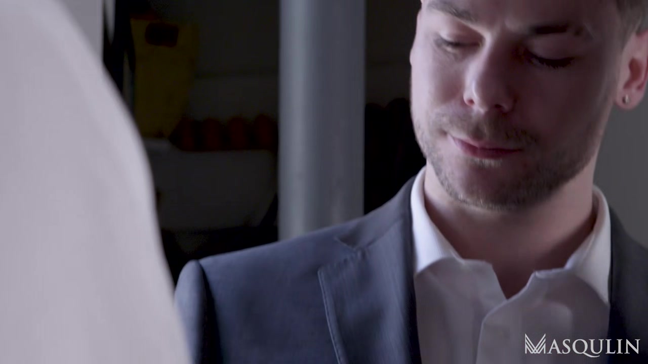 Service Г  la FranГ§aise - Gay Bareback Video - Masqulin