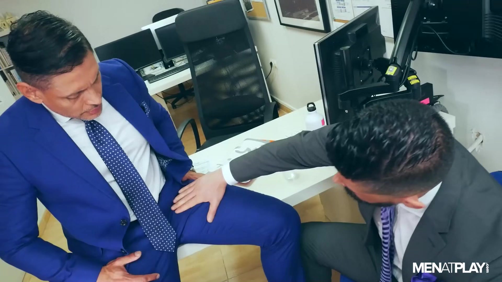 Resignation Surprise - MENatPLAY
