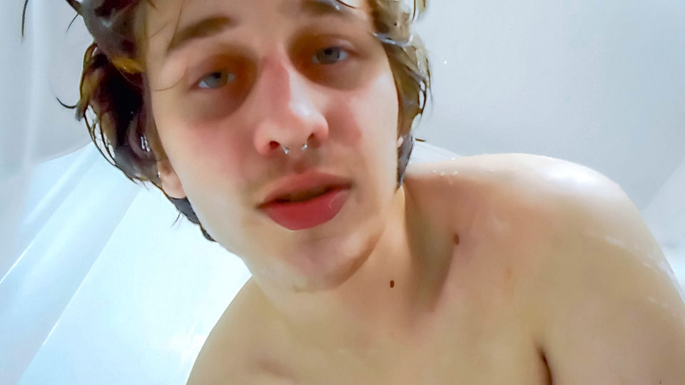Loony Giant Twink in the Shower - Elis Ataxxx