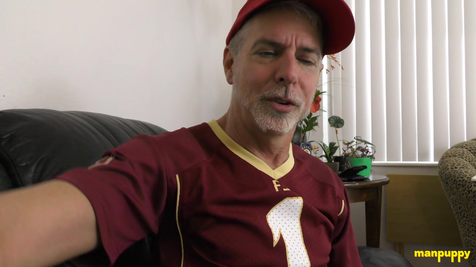 Intimate Farting with Step-Dad - Richard Lennox