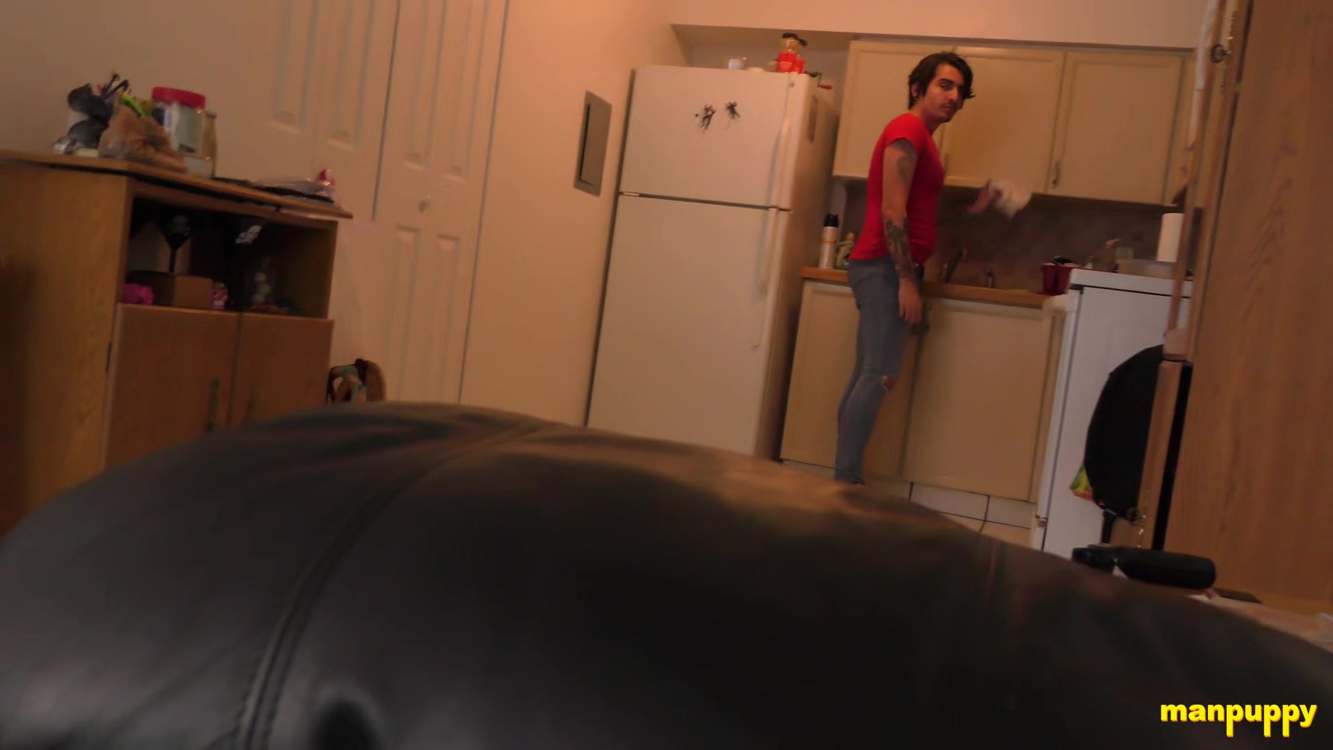 Flattened by Giant Roommate - Johnny Mercy
