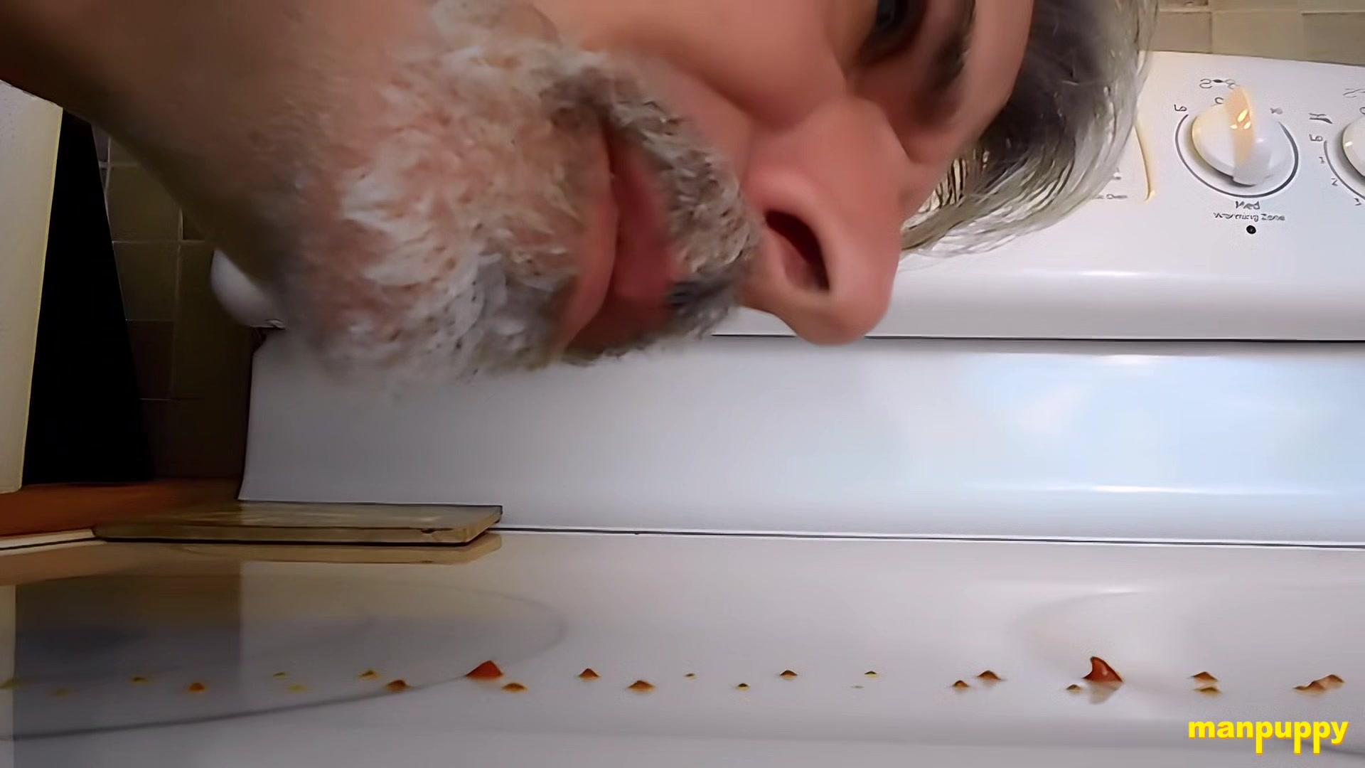 DADDY GIANT 43 - Tiny Wiener Chef - Richard Lennox