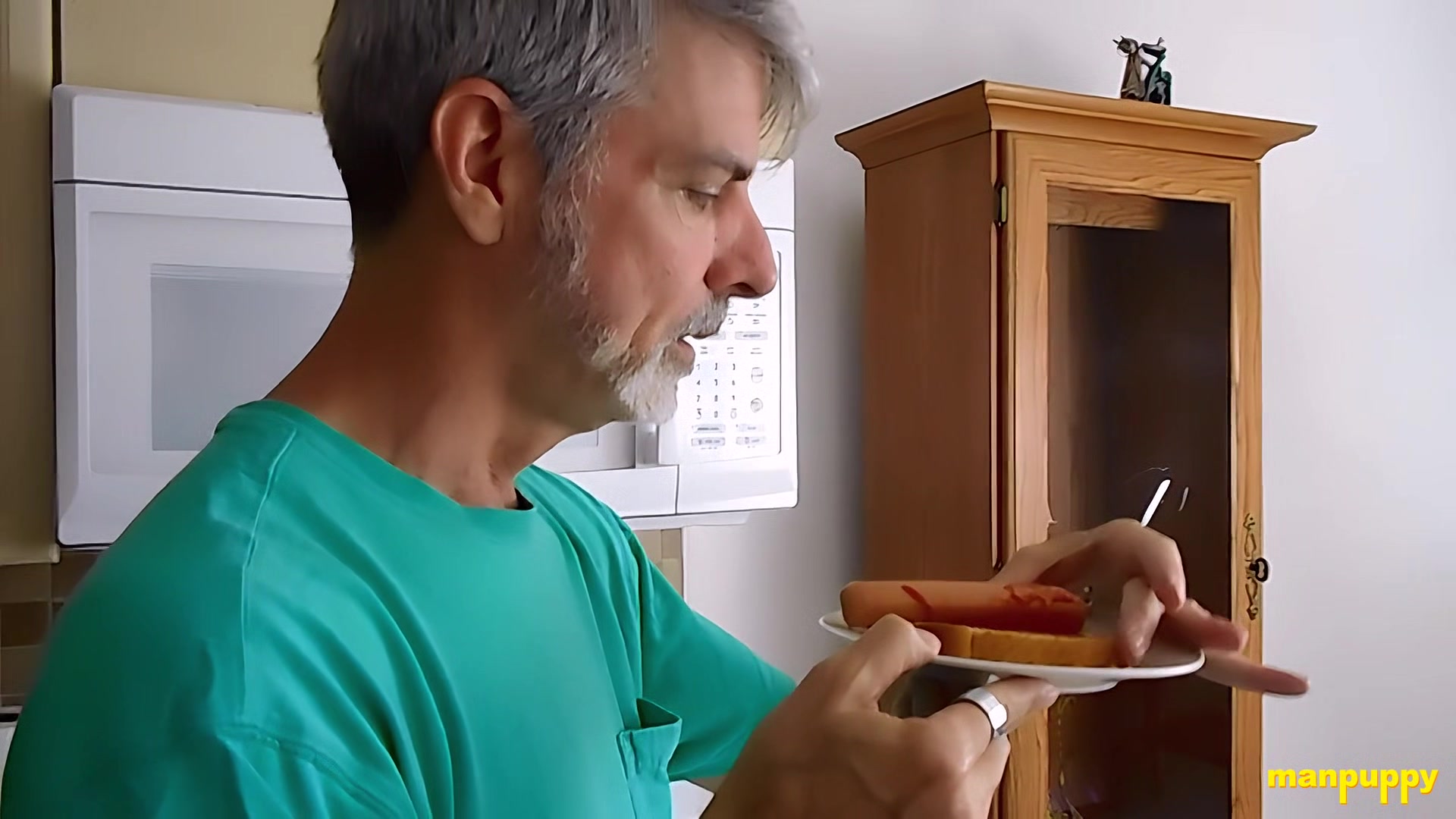DADDY GIANT 43 - Tiny Wiener Chef - Richard Lennox
