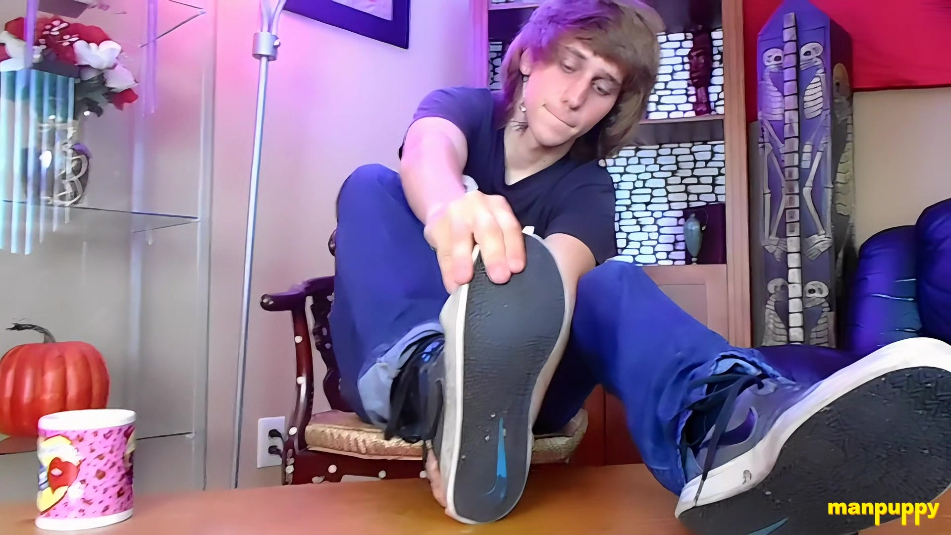 Twink Foot Domination - Elis Ataxxx