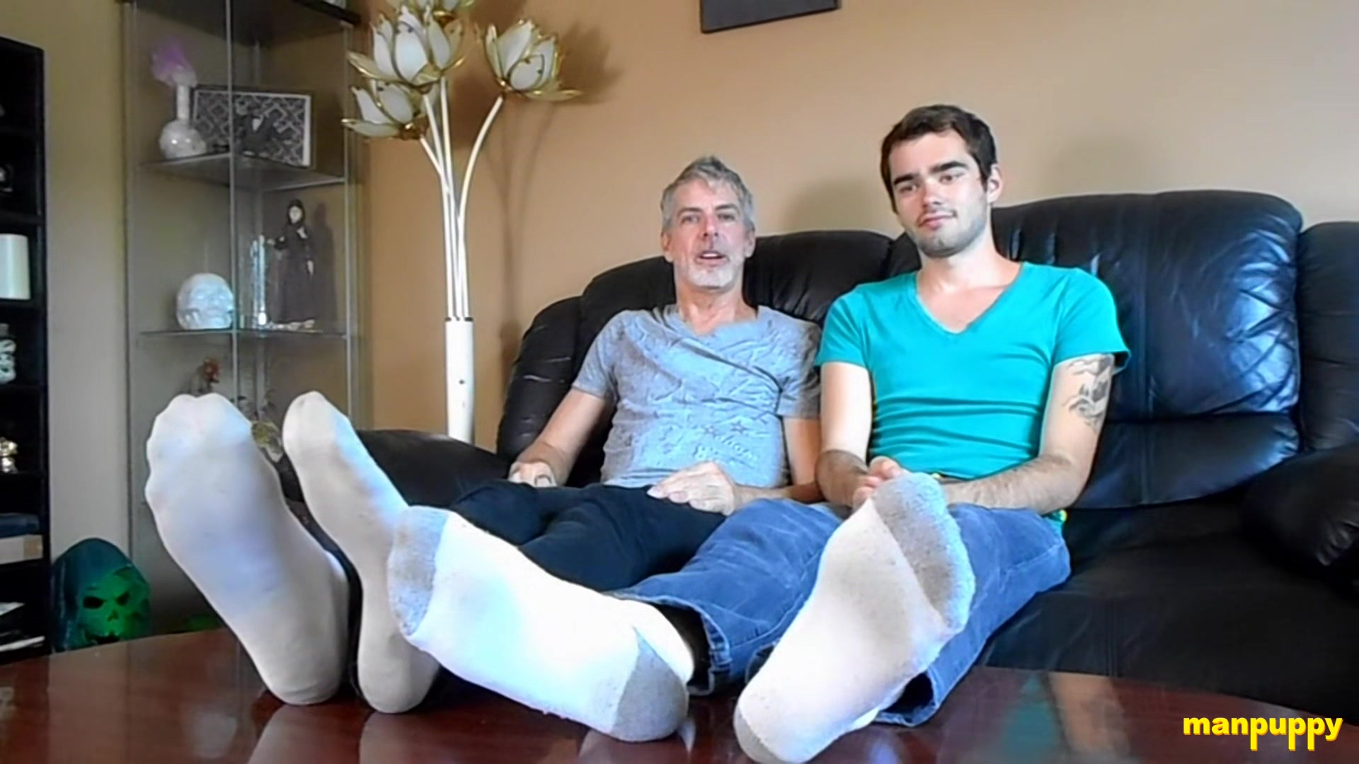 Giant Jerk Roommates - Kody Tracer, Richard Lennox