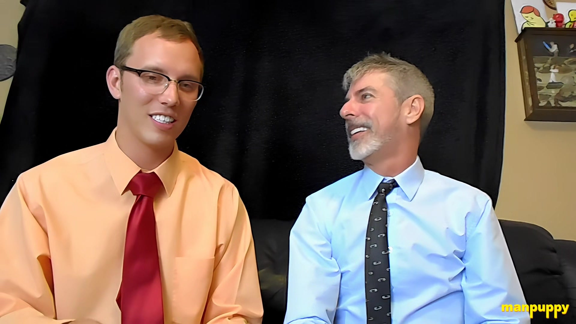 Giant Coworkers Give You Your Annual Peer Review - Travis Smith & Richard Lennox