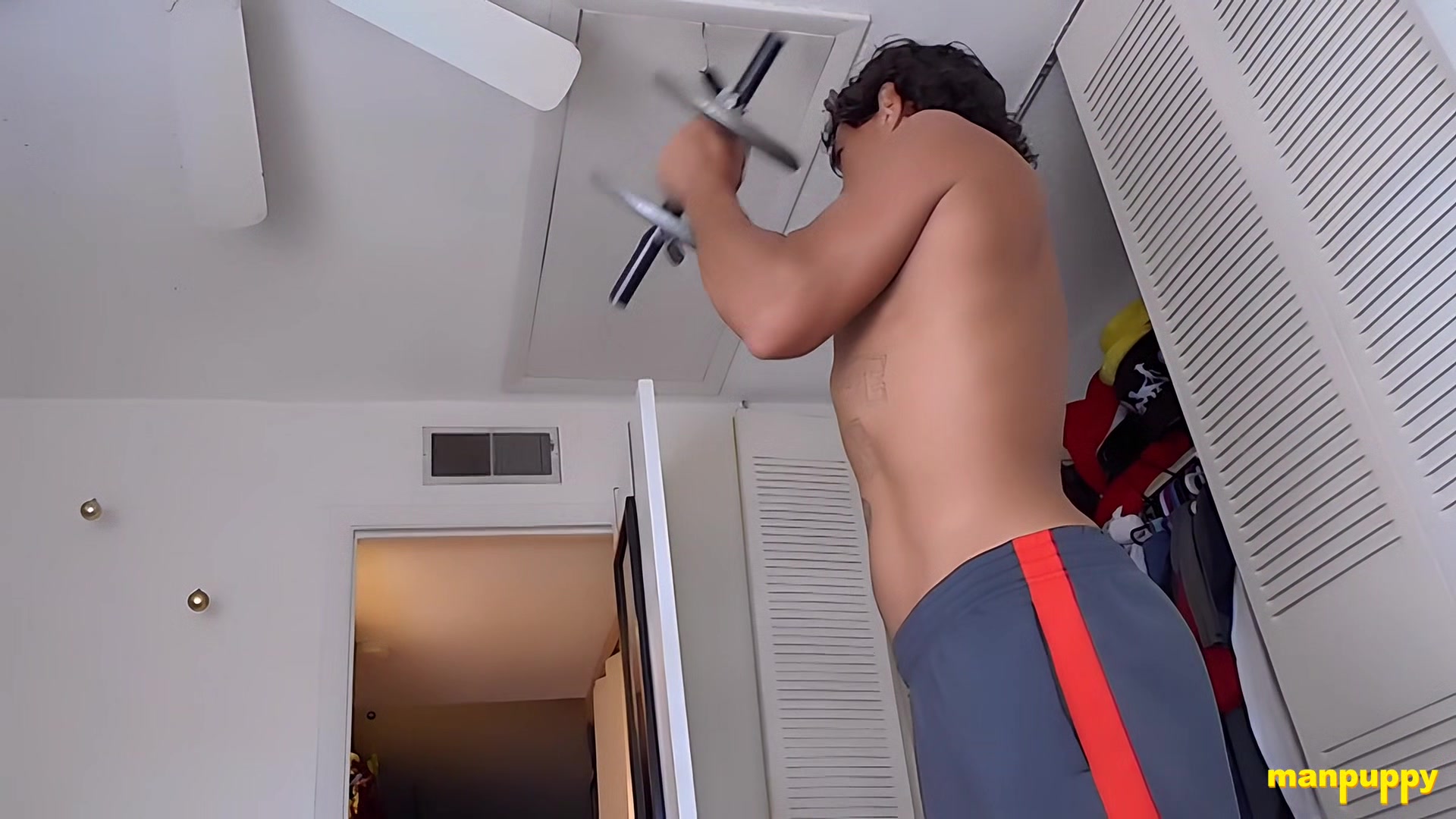 Giant's Workout Interrupted - Tony Cazzo