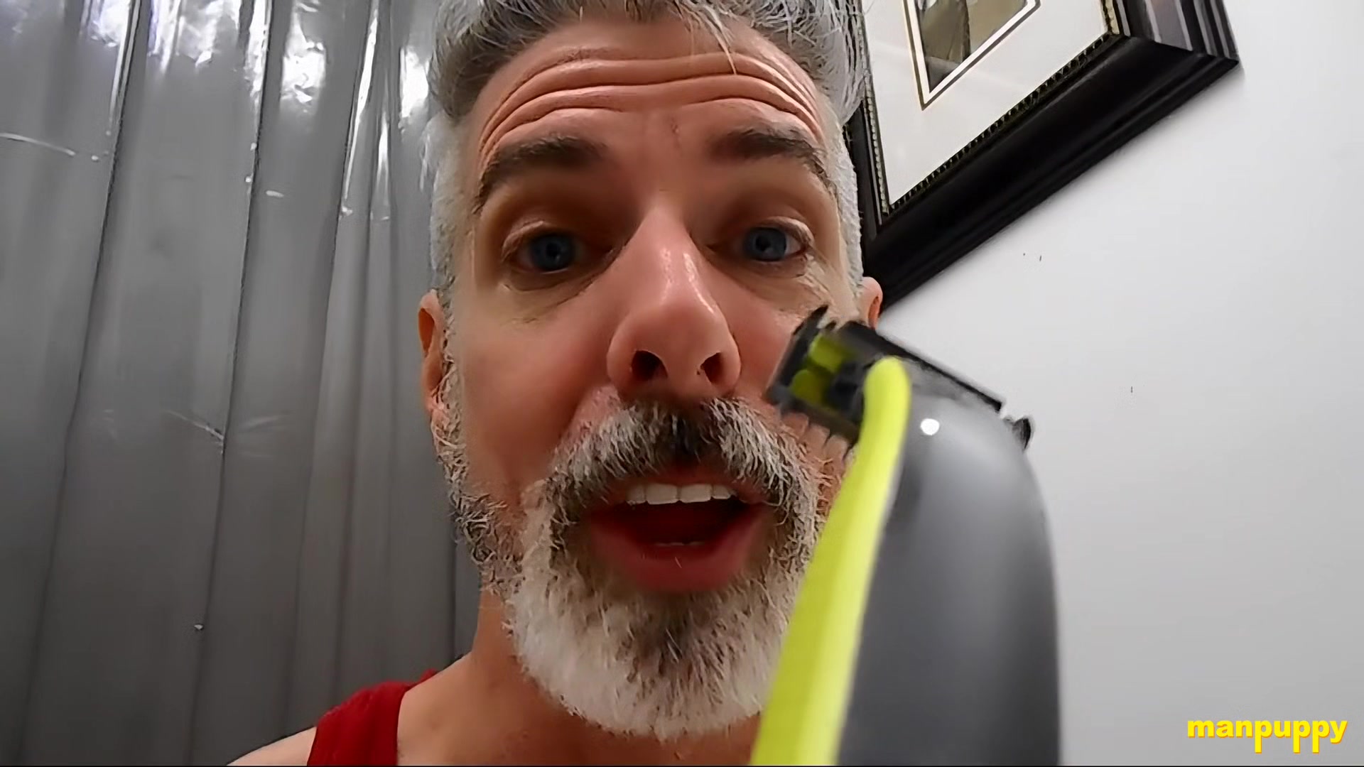 Teaching You to Shave - DADDY GIANT 8 - Richard Lennox