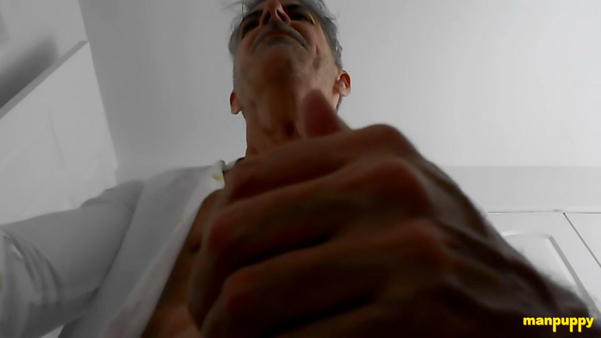 Horny Easter Giant - Richard Lennox