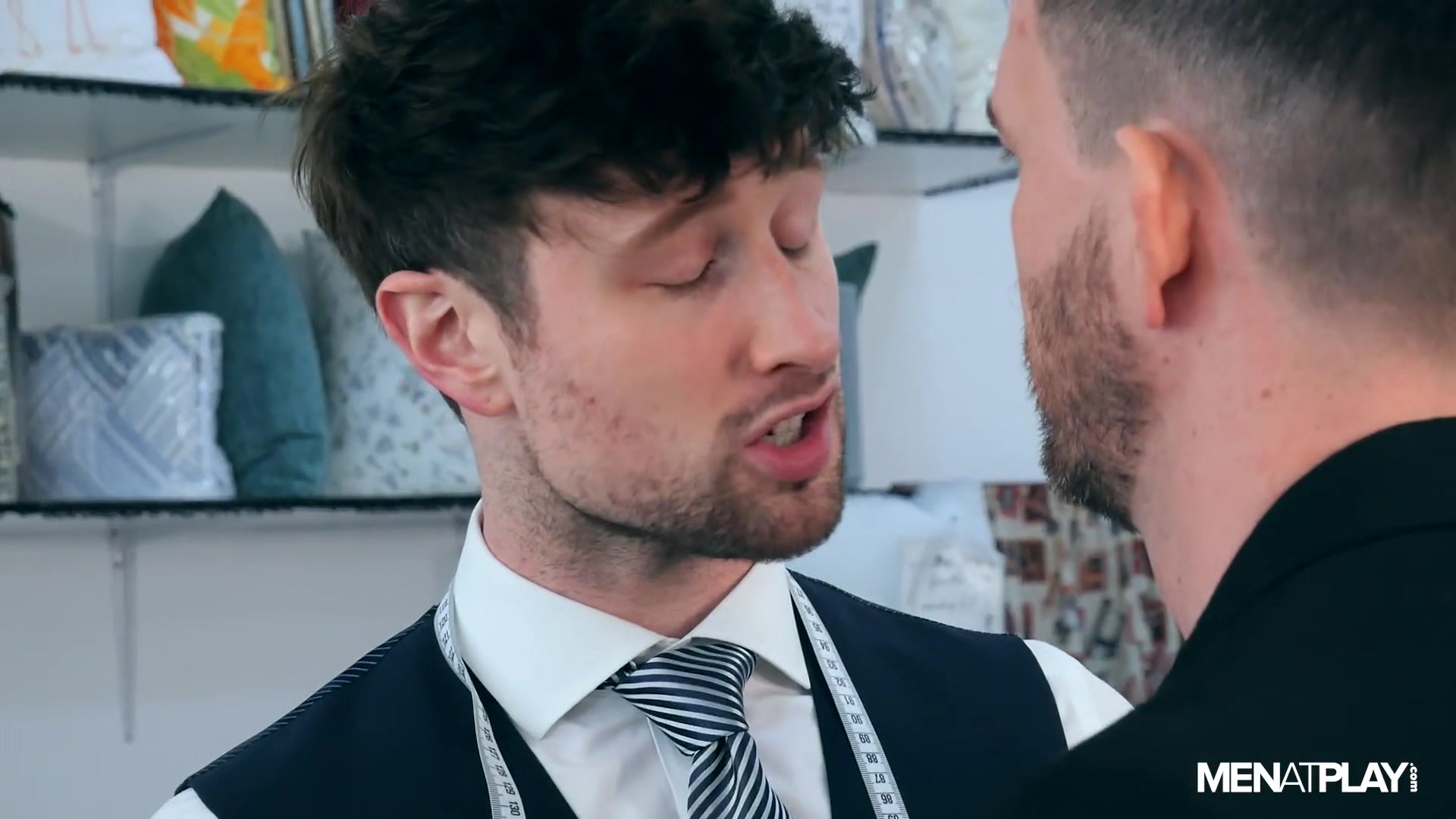 The Tailor and Franky Fox - MENatPLAY