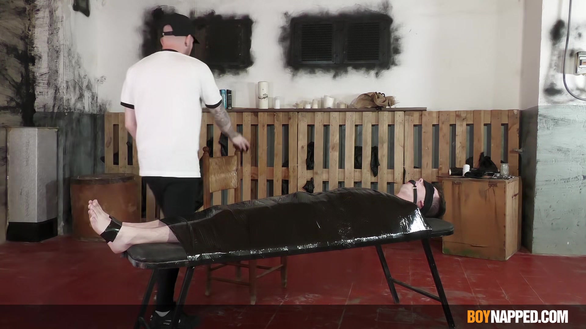 Making Use Of Twinky Myott - Part 1 - Myott Hunter & Sean Taylor