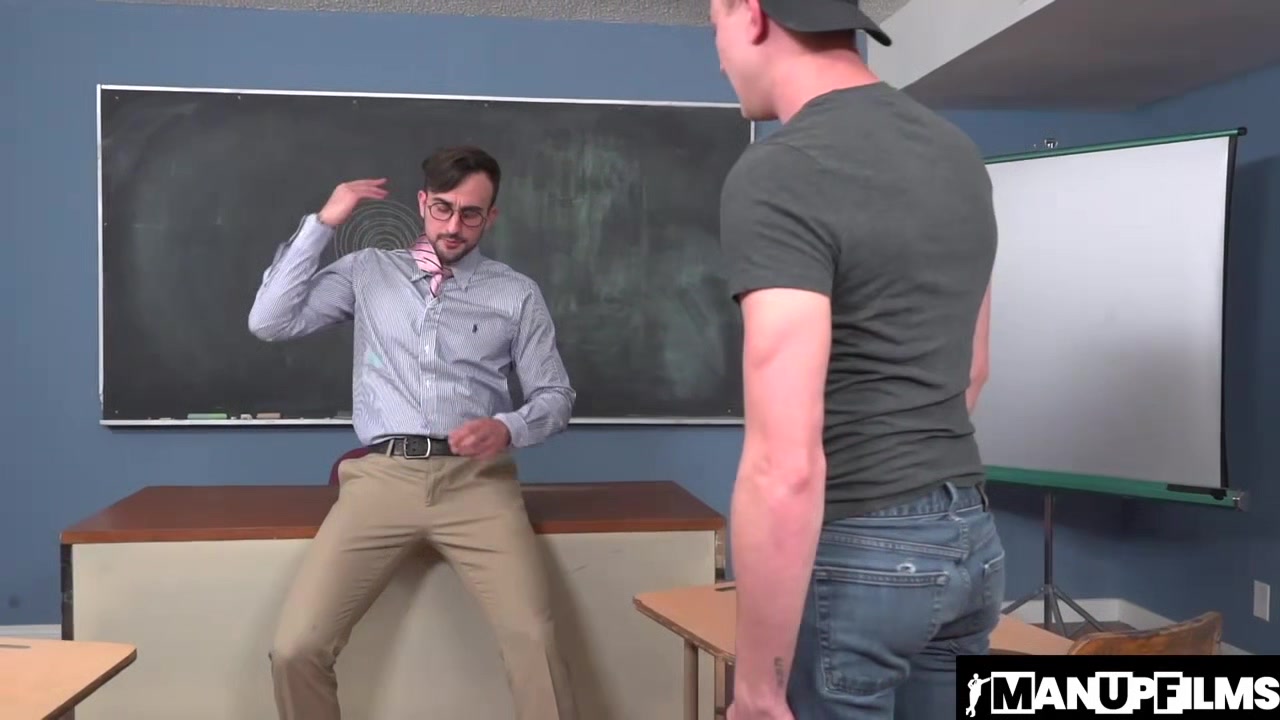 Zander Lane Was Tricked And Fucked By Professor Mason Lear