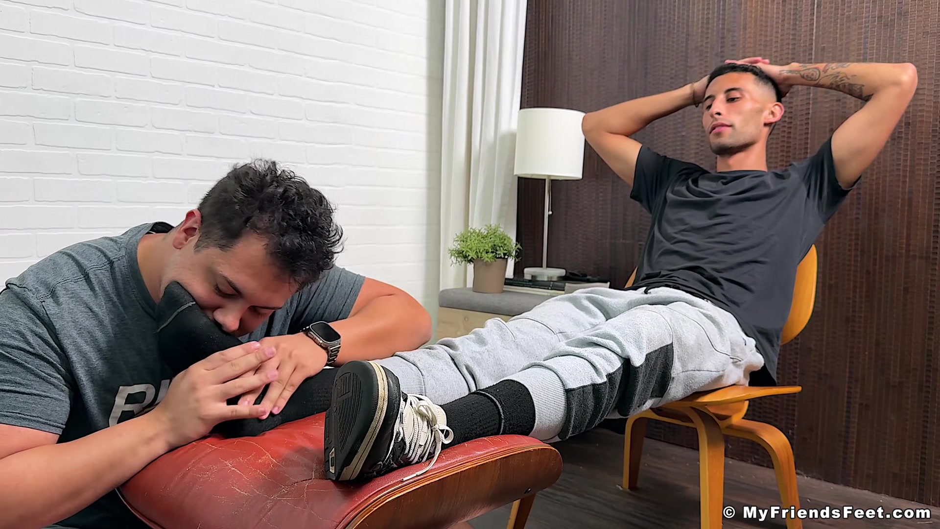 Luca's High-Arched Feet Worshiped - Luca