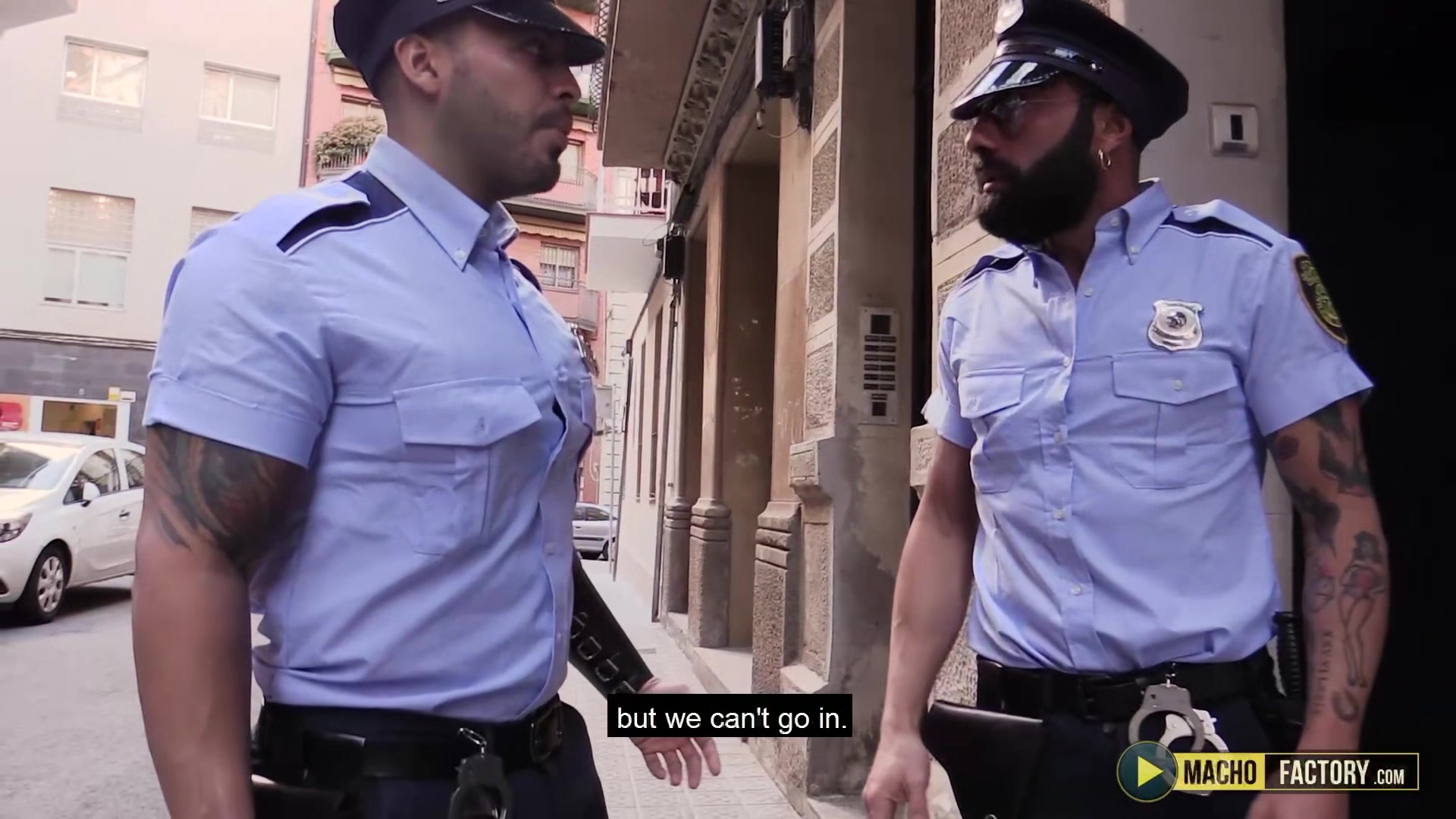 Cops and a fugitive fuck in a Barcelona sex club. - Redada xxxx 1 (1rst part)