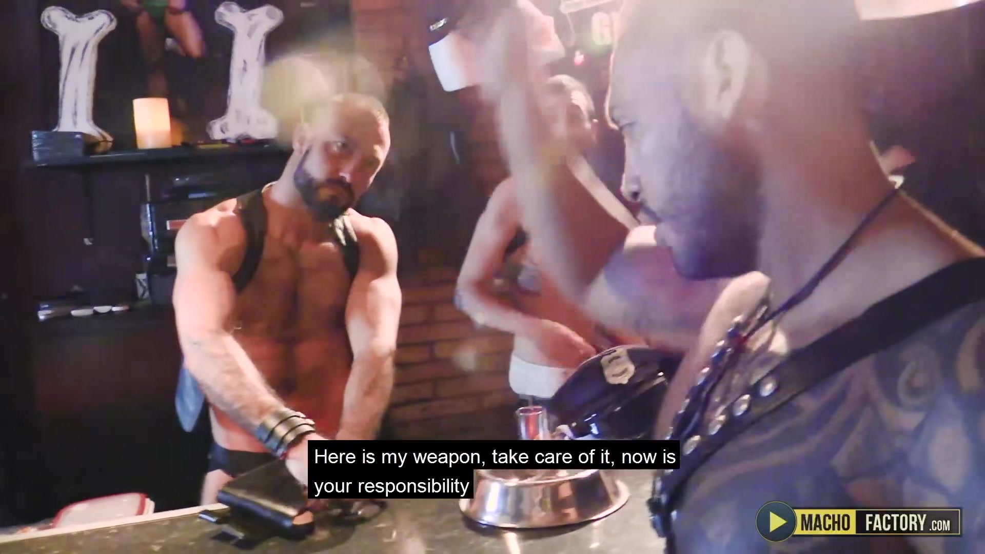 Cops and a fugitive fuck in a Barcelona sex club. - Redada xxxx 1 (1rst part)