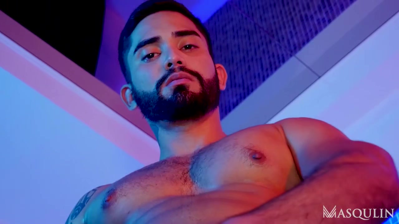 Hot AF: Guido Plaza - Bro Network