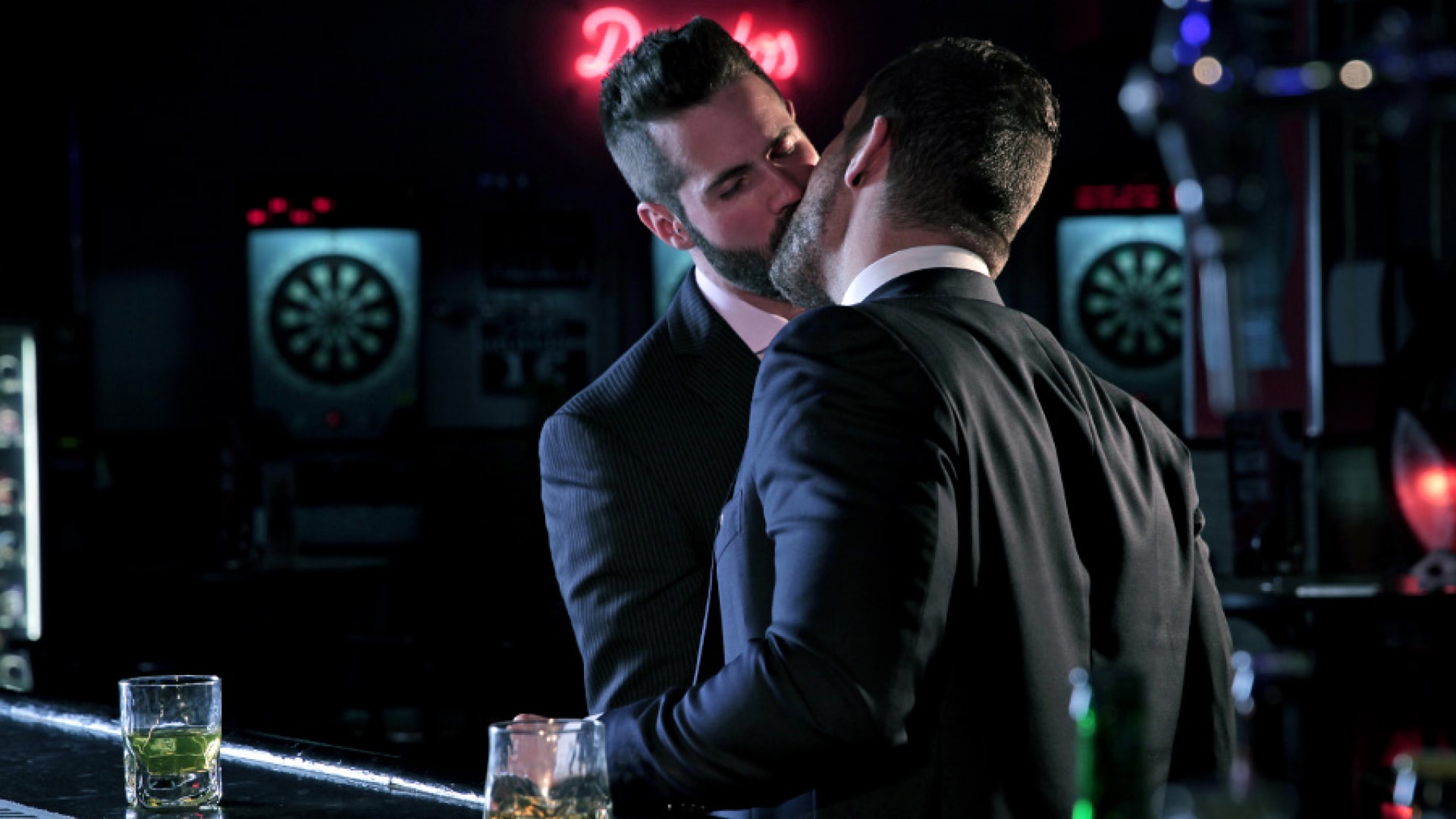 Perfect Strangers - MENatPLAY