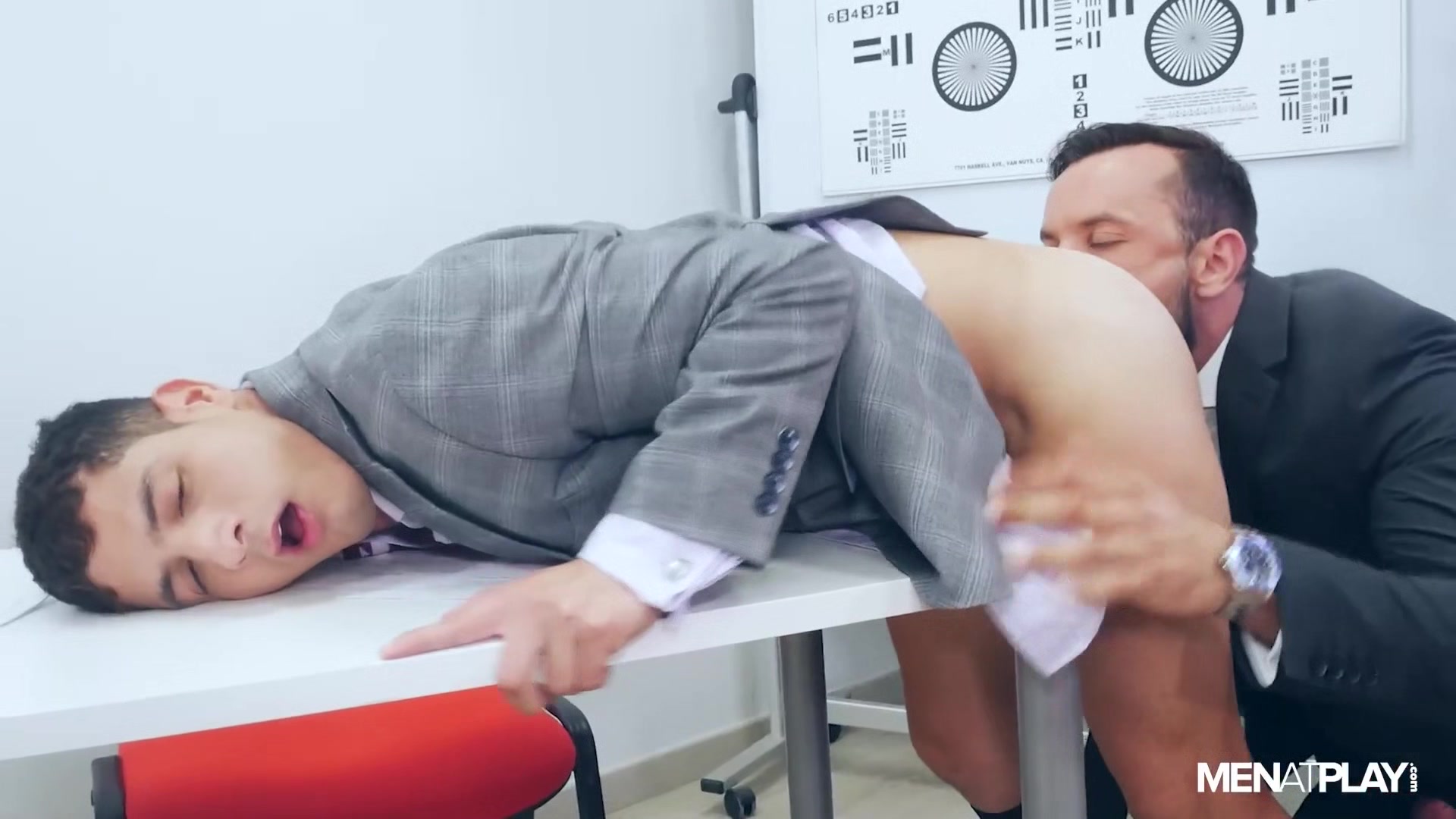 Student Affair - MENatPLAY