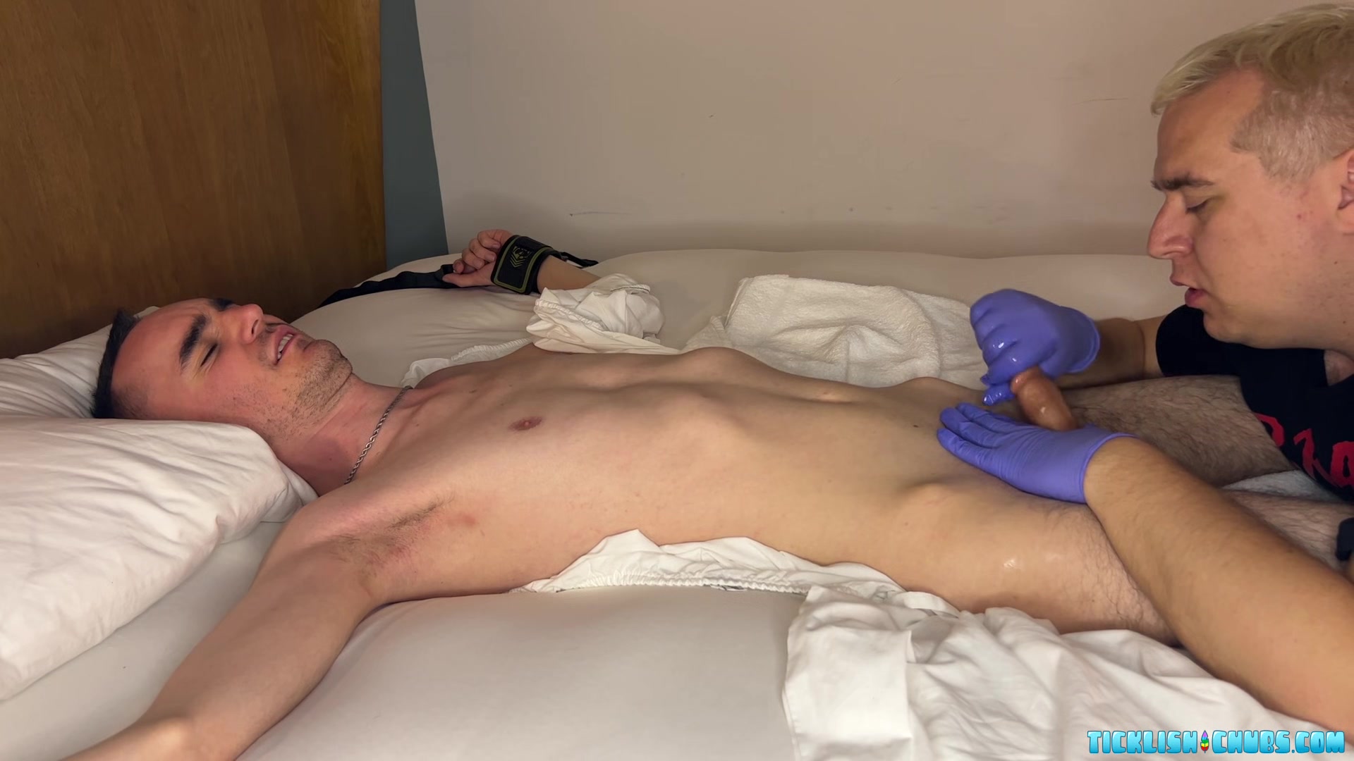 TKLFest 2023: Spiritmonkey's Ticklish Edging - Spiritmonkey & Matt