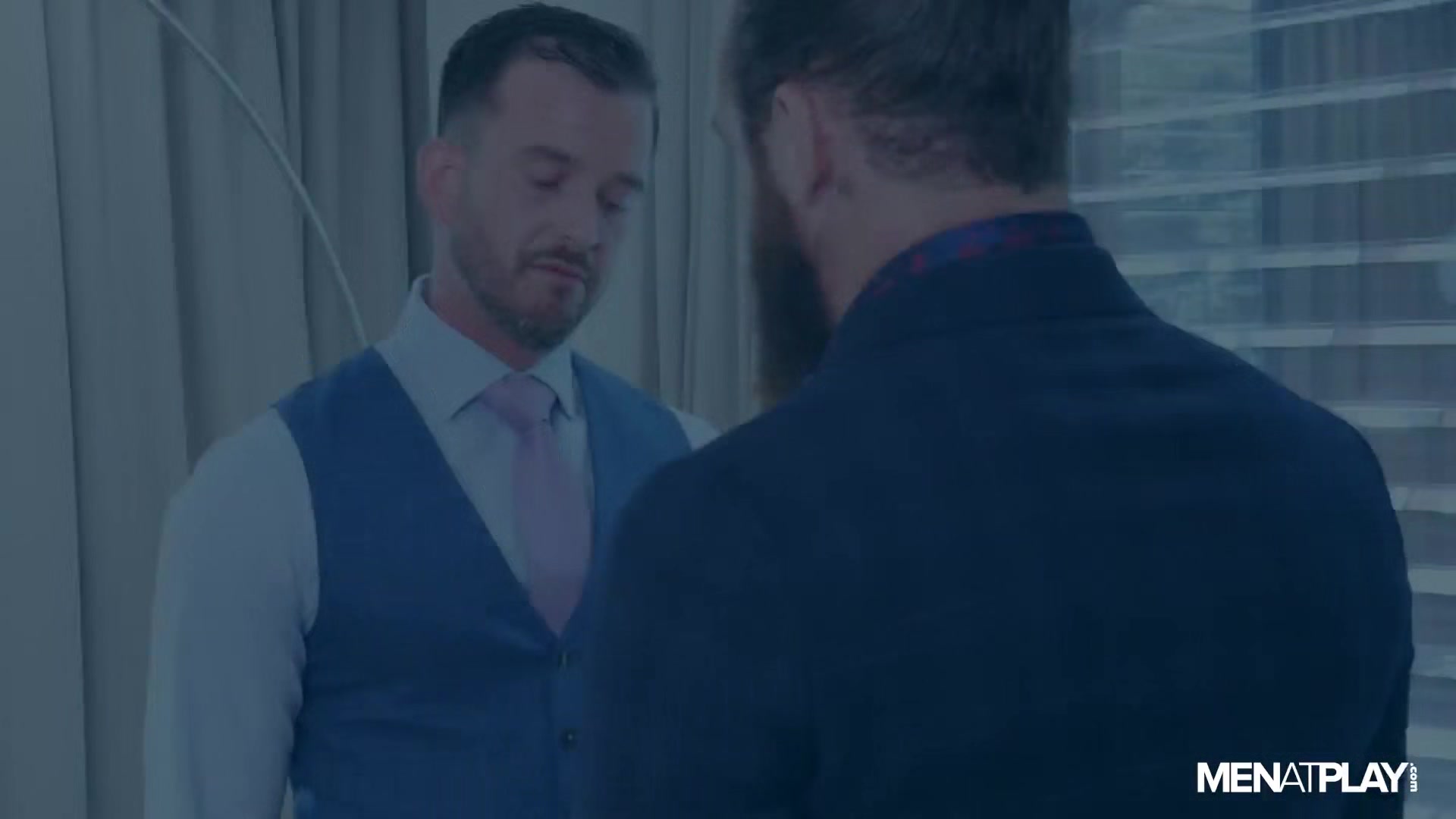 A Juicy Fitting - MENatPLAY