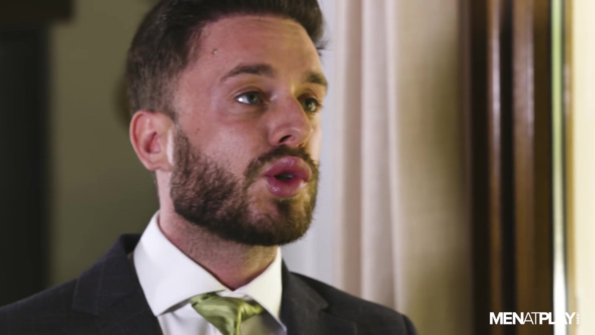 Strong Suit Ep 2: Hot Property - MENatPLAY