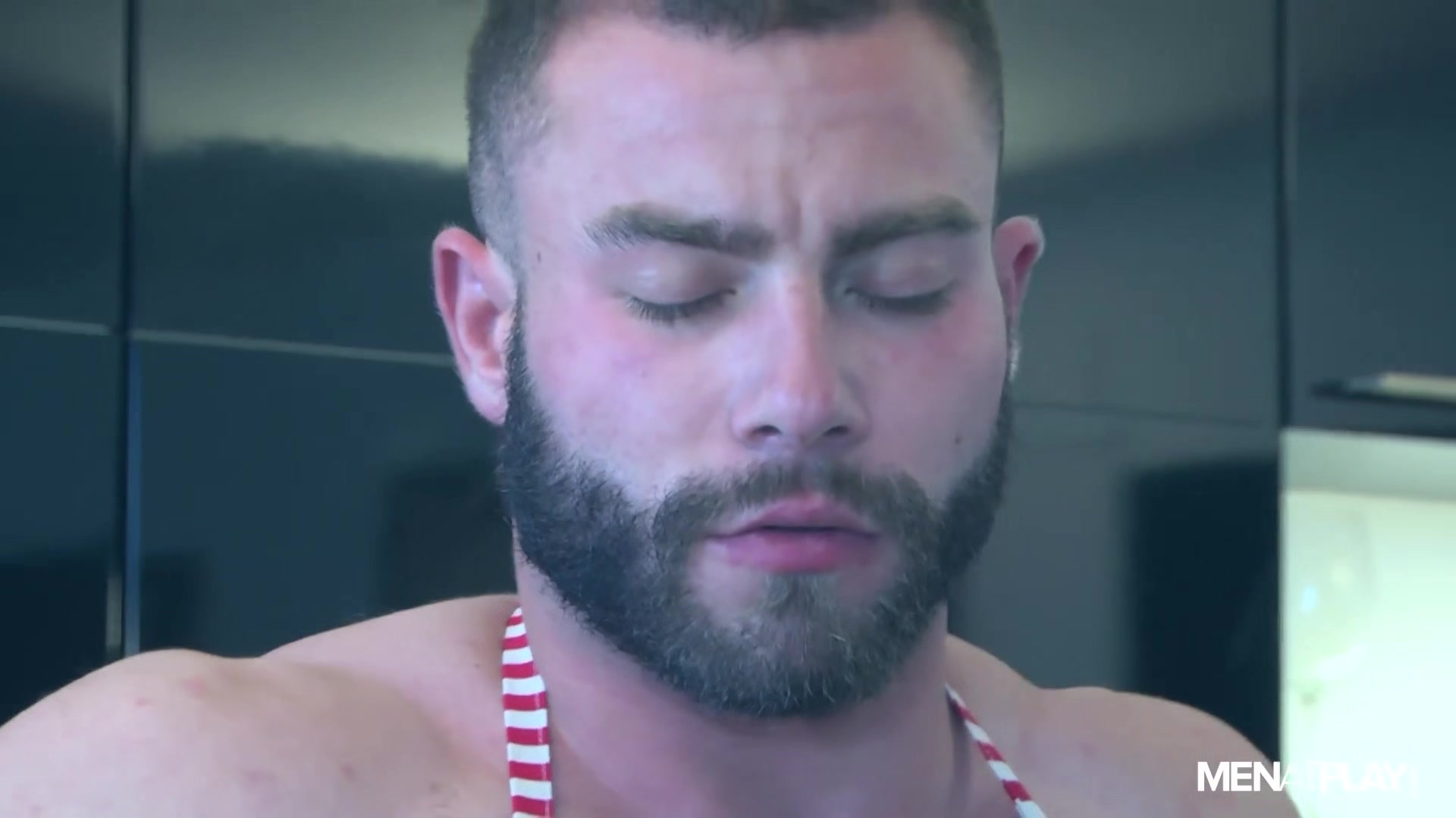 The Naked Chef, Editor's Cut - MENatPLAY