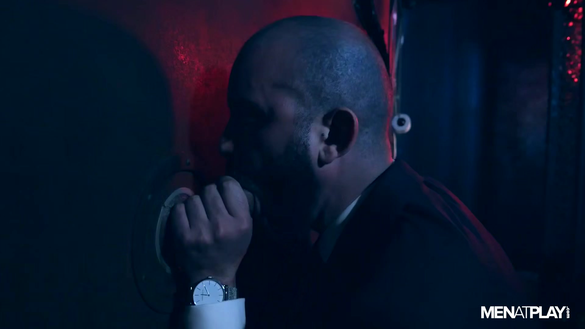 Cruising Glory Hole - MENatPLAY