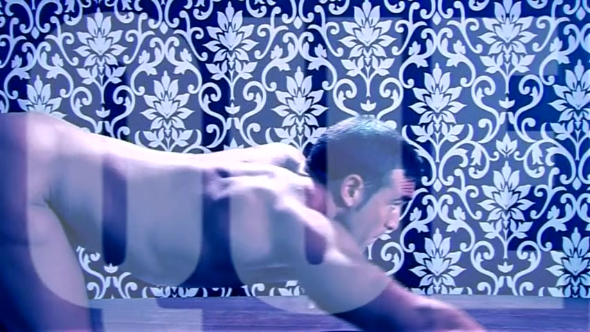 Enrique Remixed - MENatPLAY